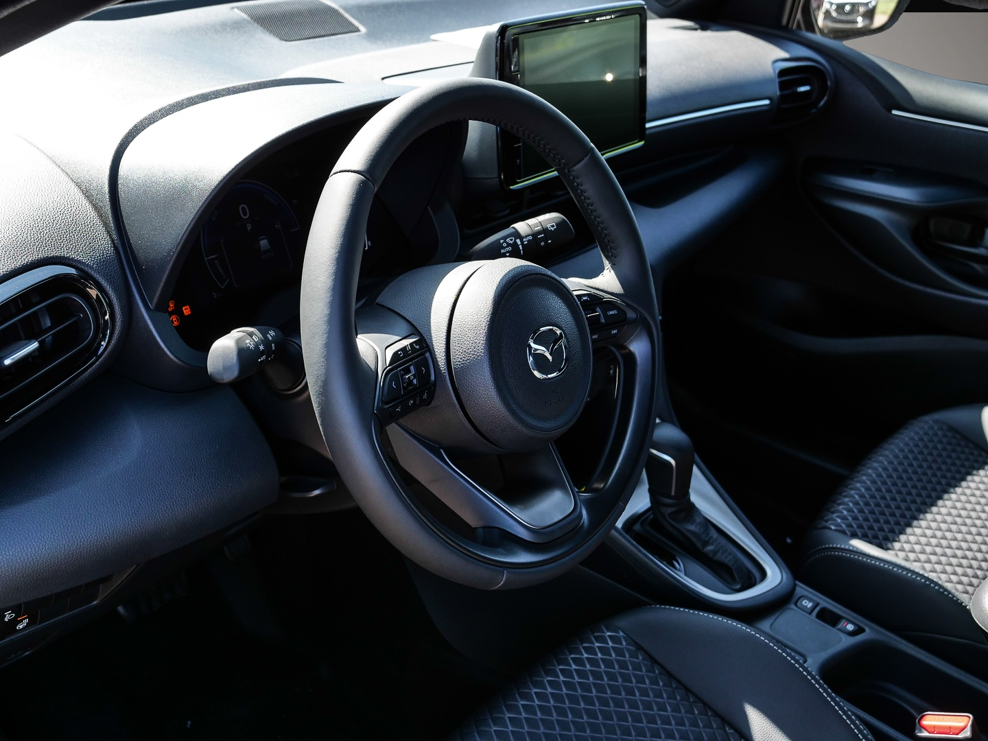 Mazda 2 Hybrid, Bild 3 von 6