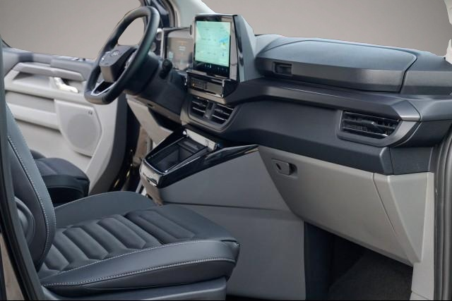 Ford Tourneo Custom, image 3 of 4