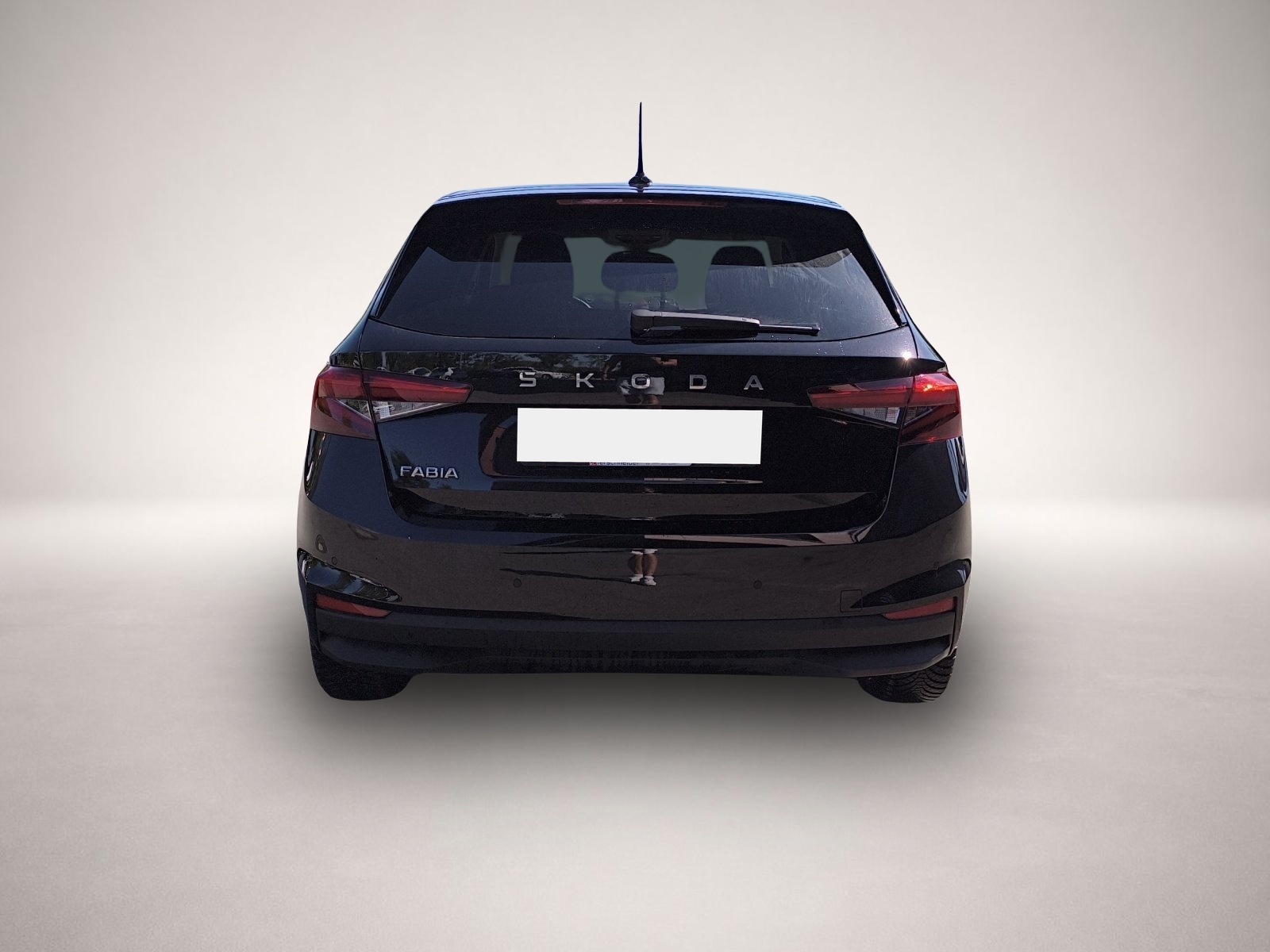 Skoda Fabia (11/2025, Benzin)