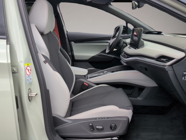 Skoda Elroq (09/2025, ELECTRIC)