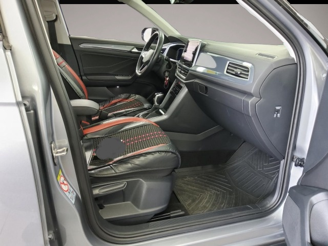 Volkswagen T-Roc (09/2023, )
