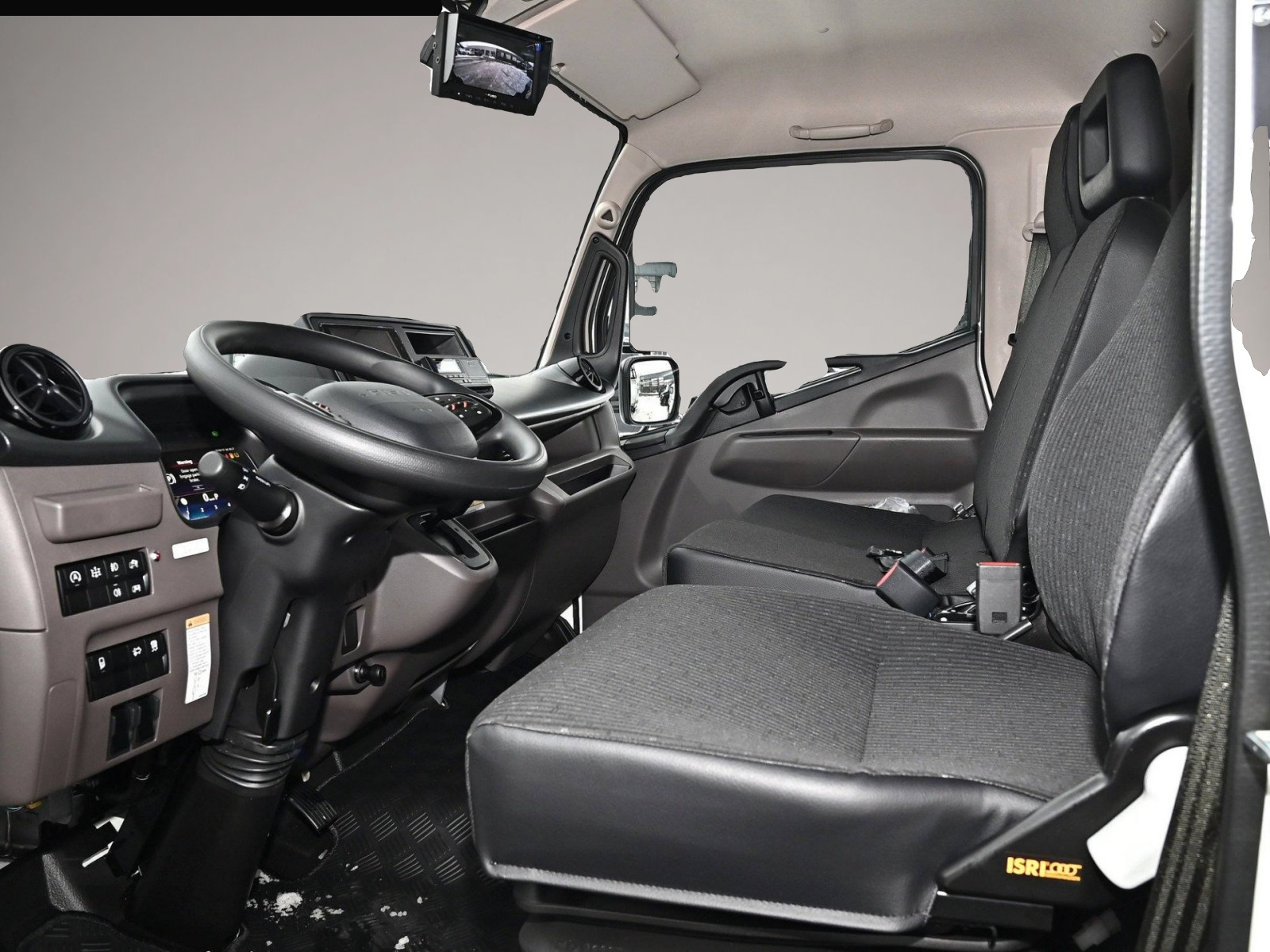 Mitsubishi Other (01/2026, Diesel)