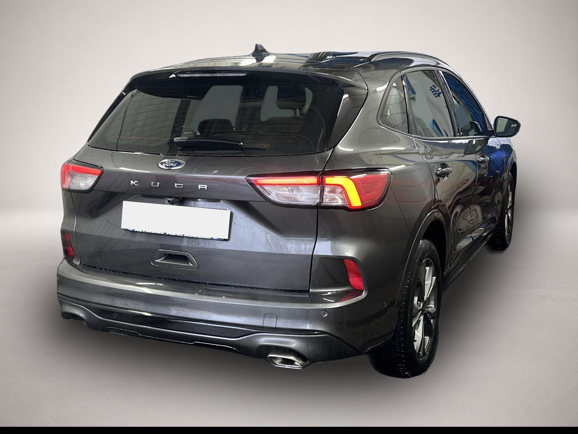 Ford Kuga (11/2023, Benzin)