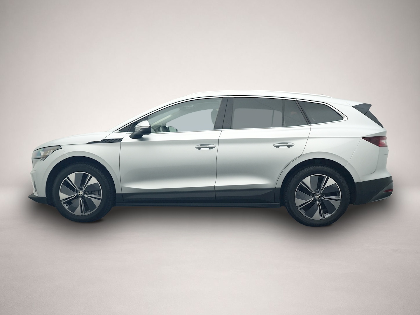 Skoda Enyaq (04/2025, ELECTRIC)