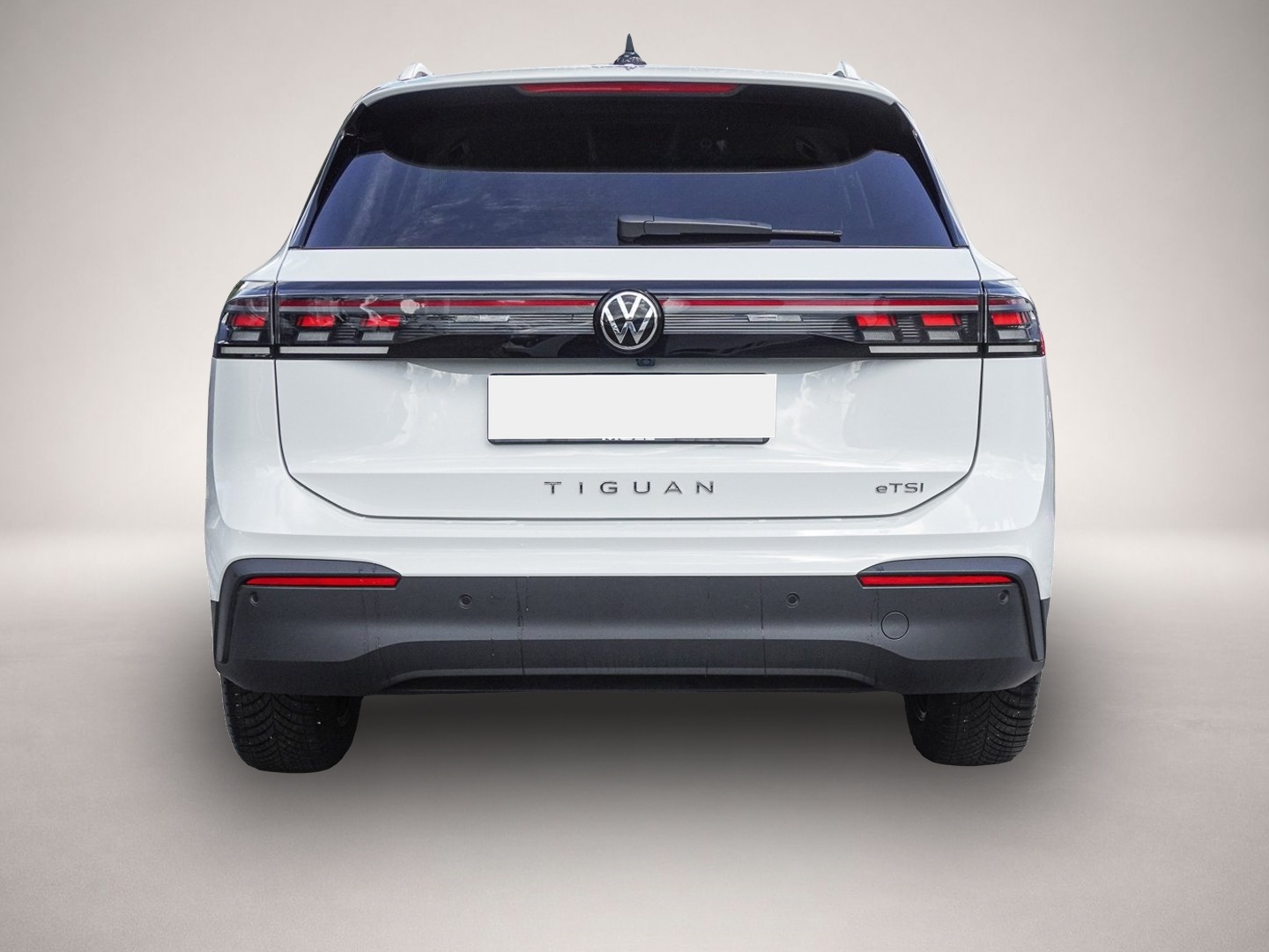 Volkswagen Tiguan (10/2025, Benzin)