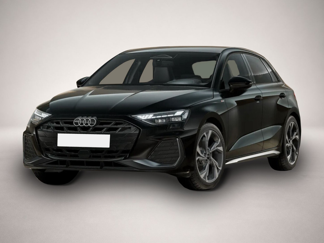 Audi quattro (05/2026, Benzin)