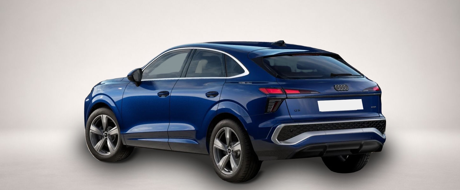 Audi Q3 (, Benzin)