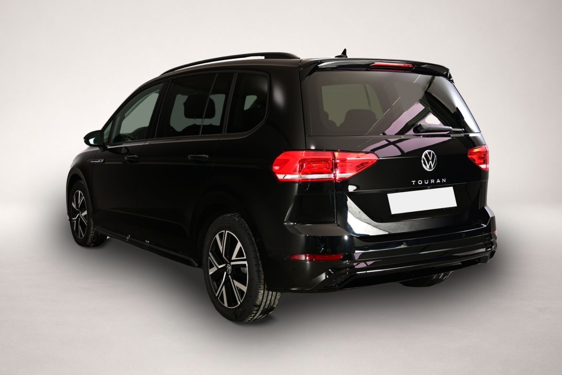 Volkswagen Touran (02/2026, Benzin)
