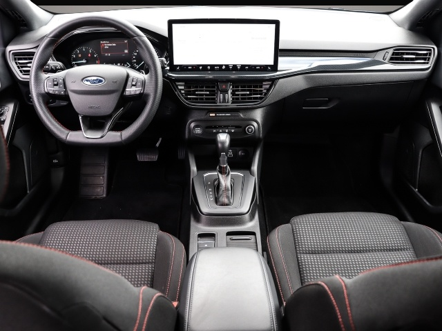Ford Focus (08/2023, Benzin)