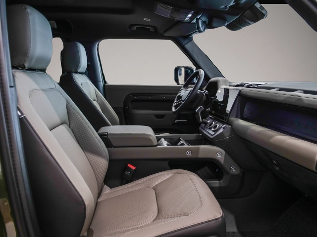 Land-Rover Defender (, Diesel)