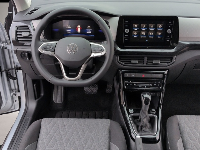 Volkswagen T-Cross (06/2026, Benzin)