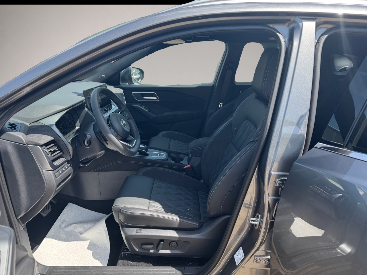 Nissan Qashqai (, Benzin)