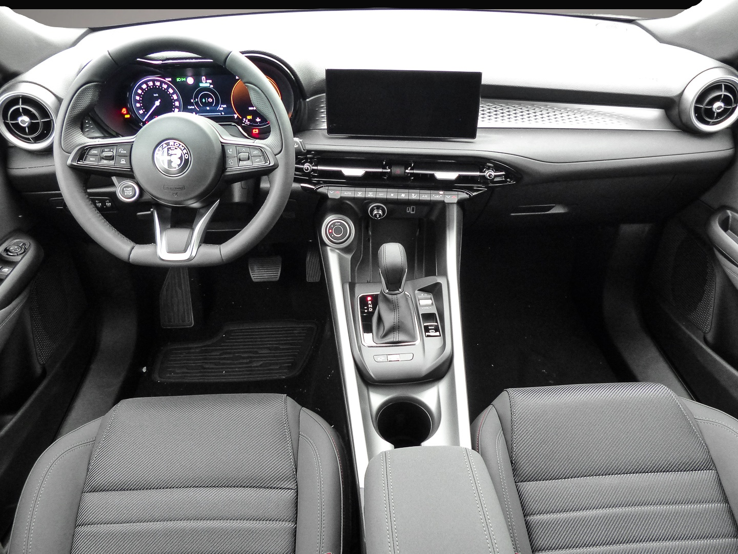 Alfa-Romeo Tonale (06/2024, Benzin)