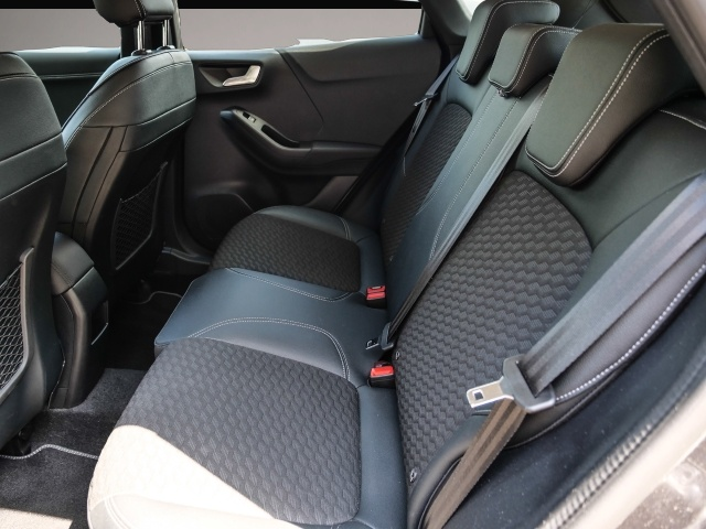 Ford Puma (06/2023, Benzin)