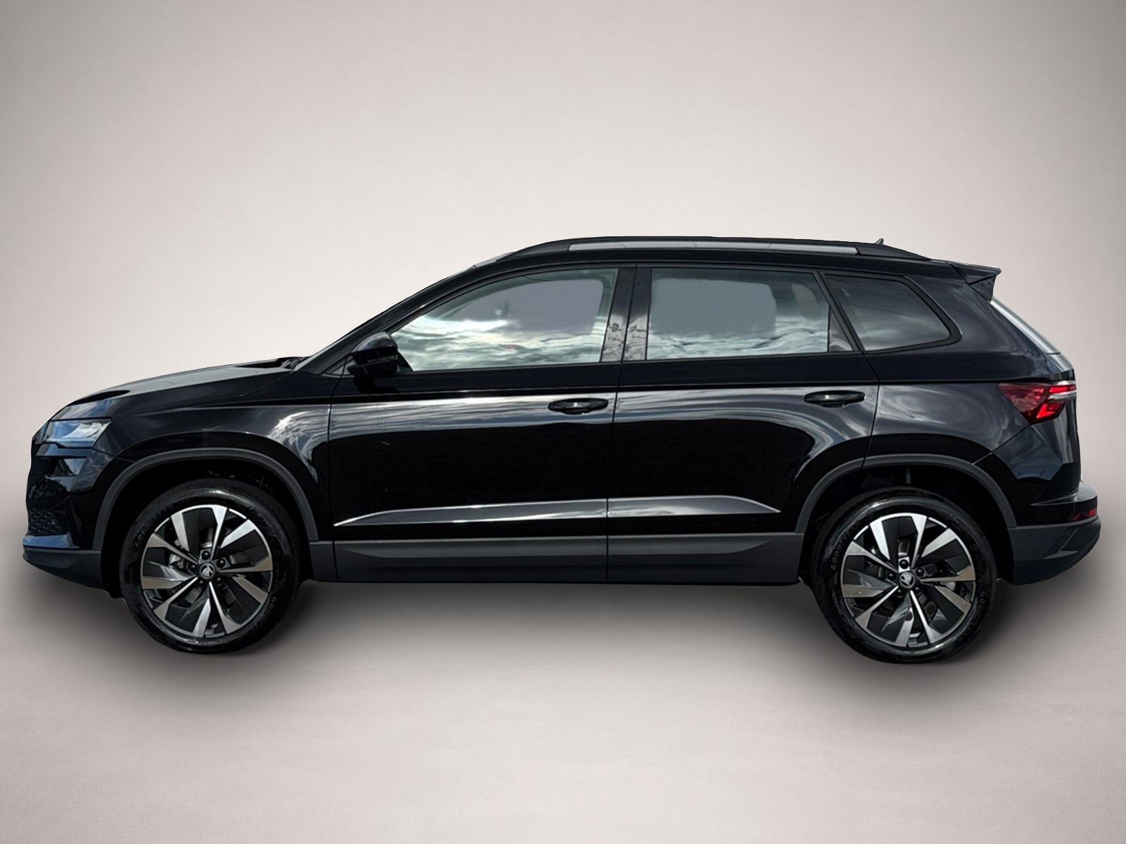 Skoda Karoq (06/2026, Benzin)