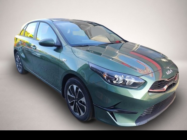 KIA cee'd / Ceed (12/2025, Benzin)