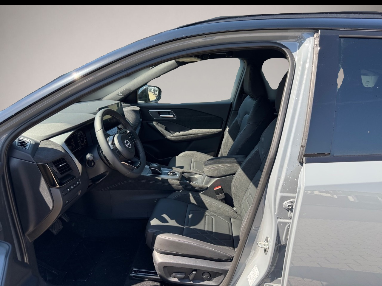 Nissan Qashqai (, Benzin)