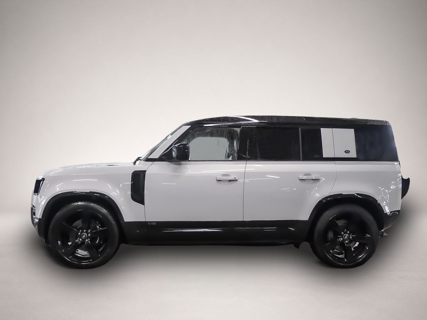 Land-Rover Defender (07/2023, Benzin)