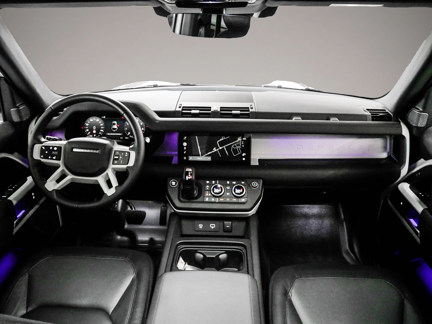 Land-Rover Defender (11/2023, Benzin)