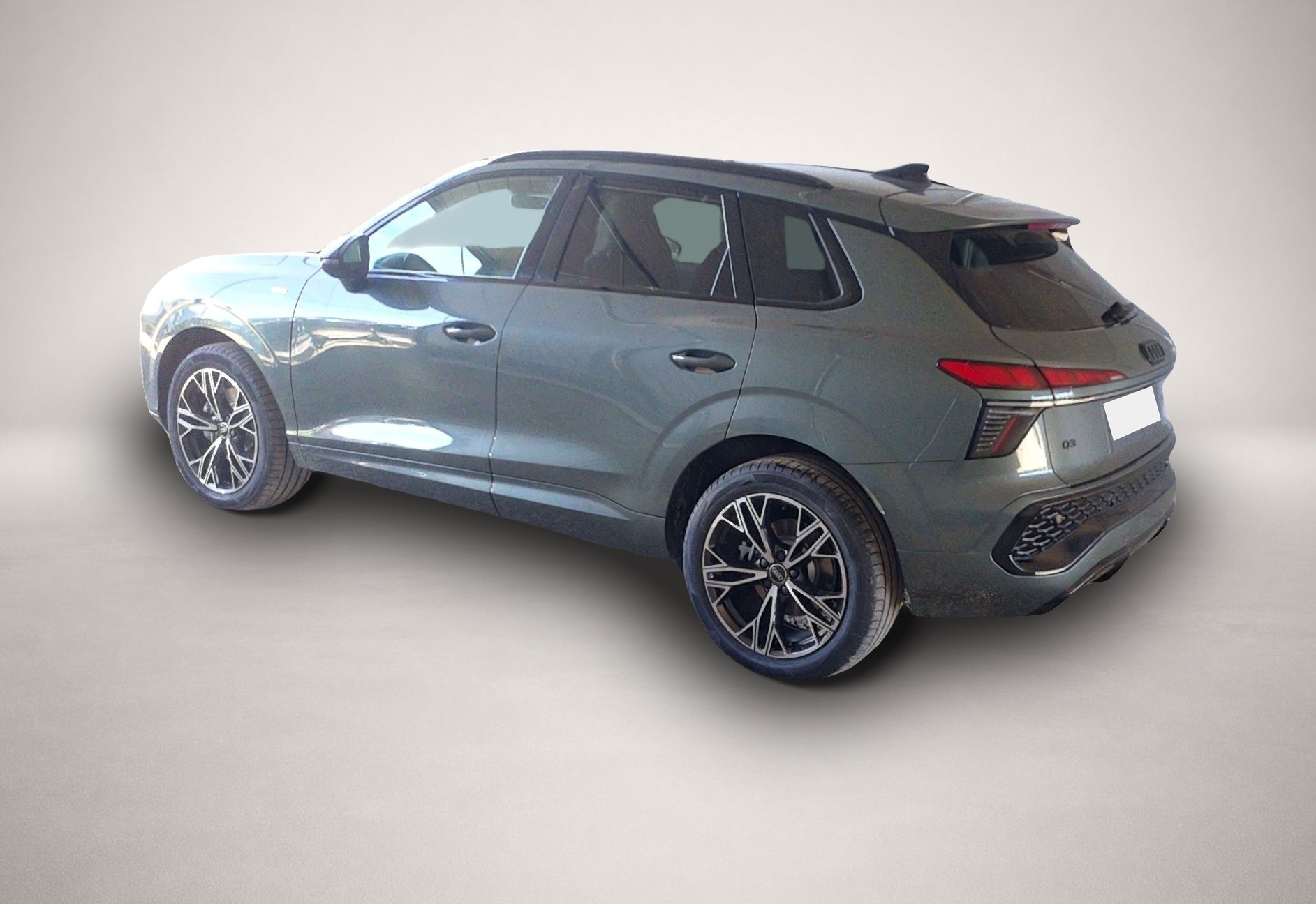Audi Q3, image 2 of 5