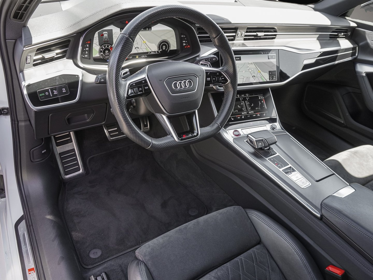 Audi quattro (03/2021, Benzin)