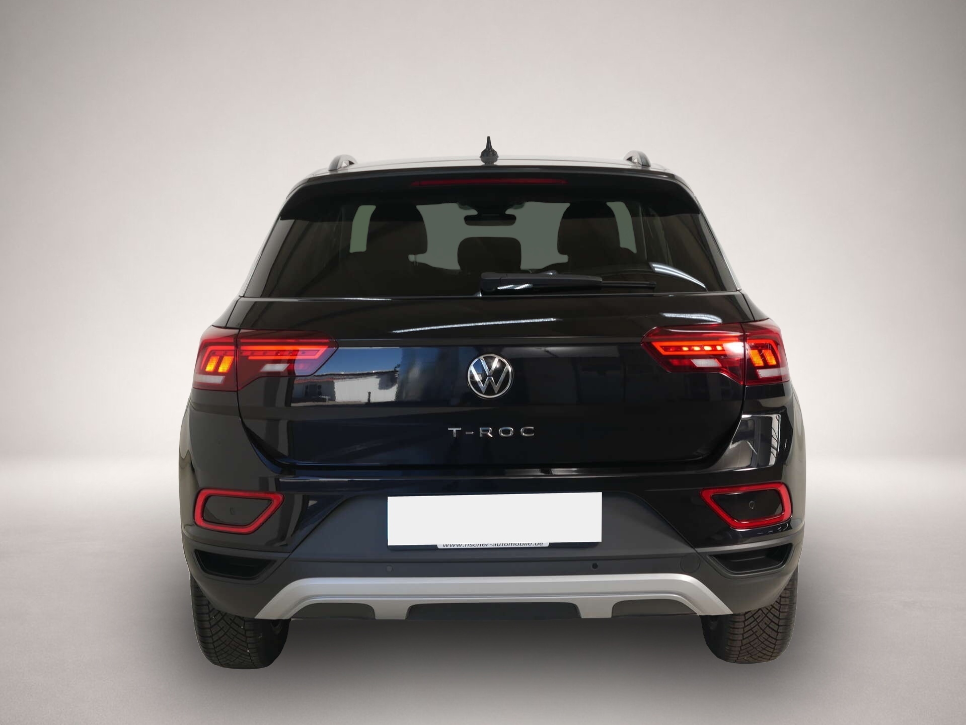 Volkswagen T-Roc (08/2025, Benzin)