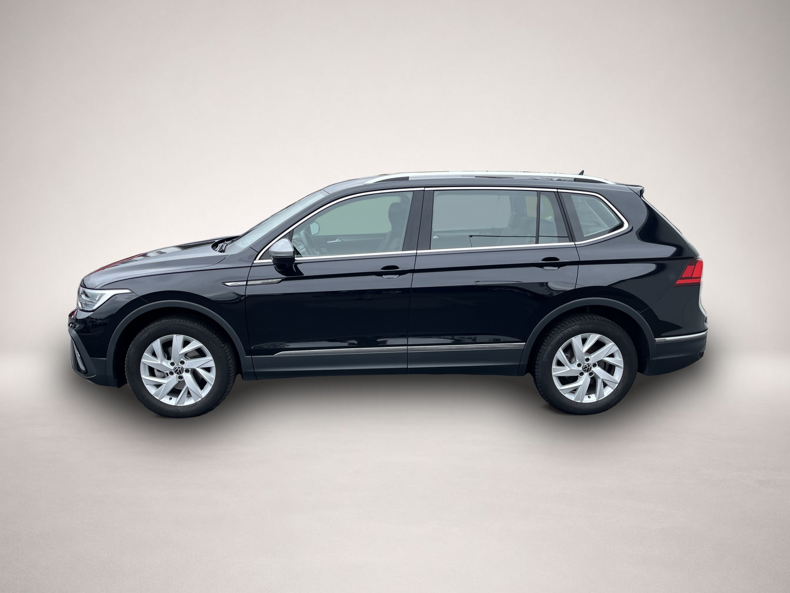 Volkswagen Tiguan Allspace (05/2025, Benzin)