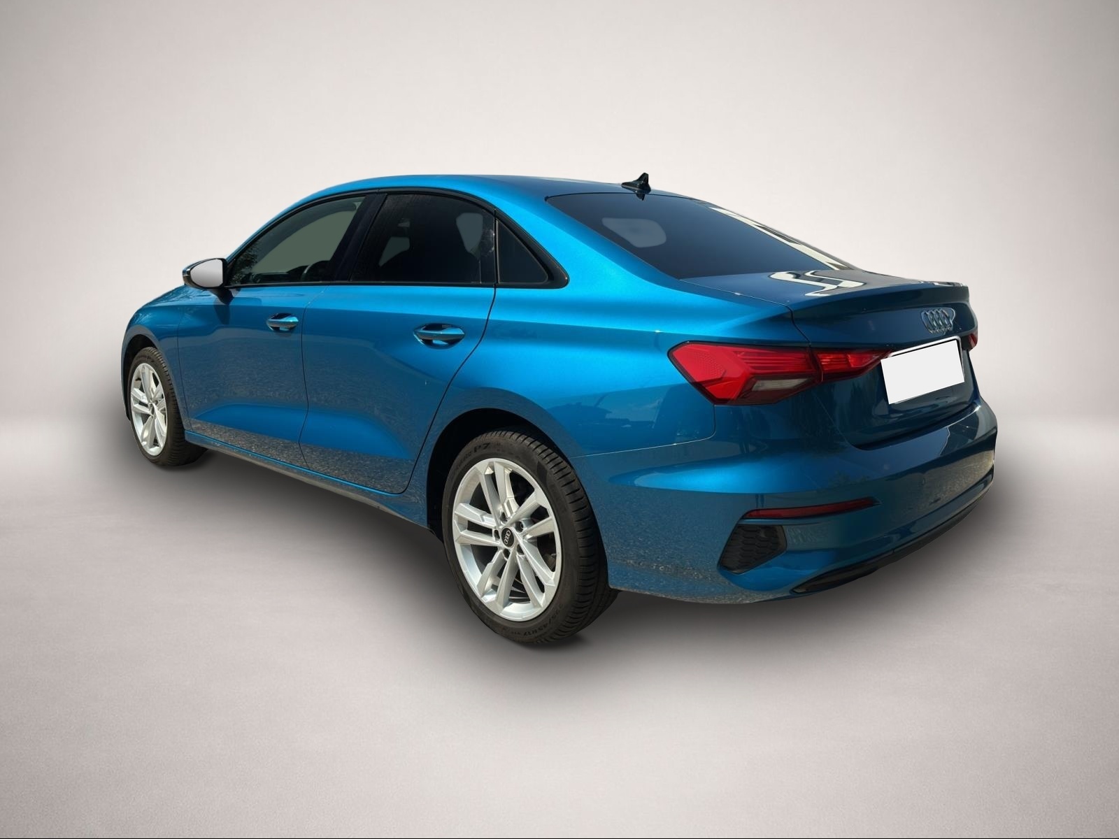 Audi A3 (01/2023, Benzin)