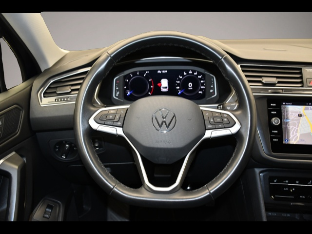 Volkswagen Tiguan Allspace (09/2022, Benzin)
