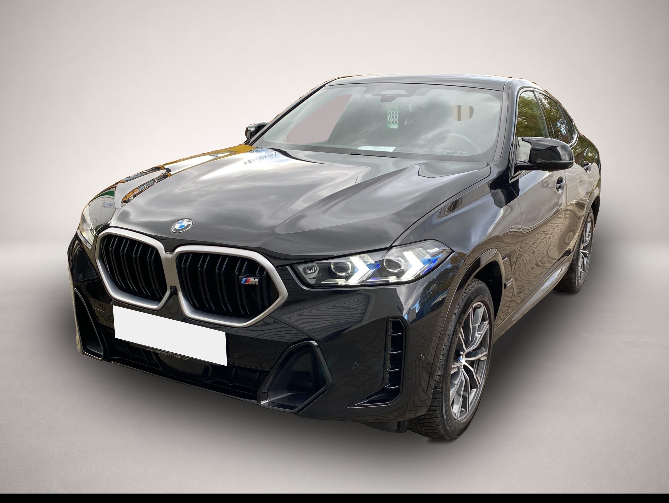 BMW X6 M60 (12/2024, Benzin)