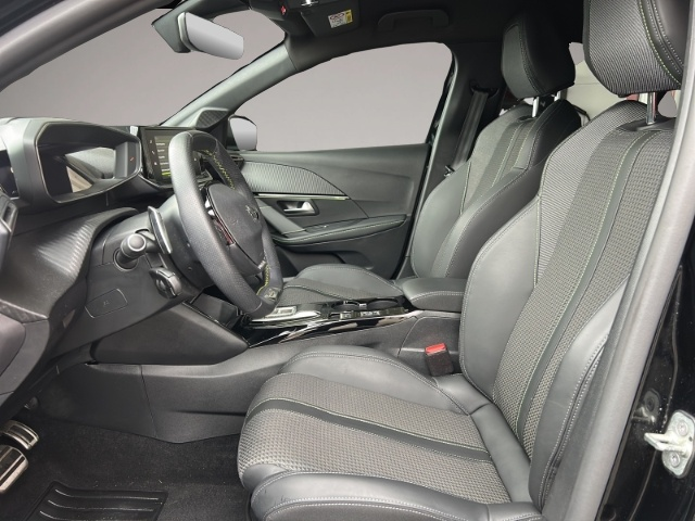 Peugeot 208 (11/2023, Benzin)