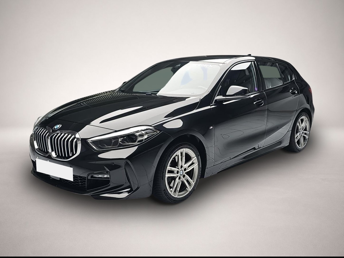 BMW 118 (10/2022, Benzin)