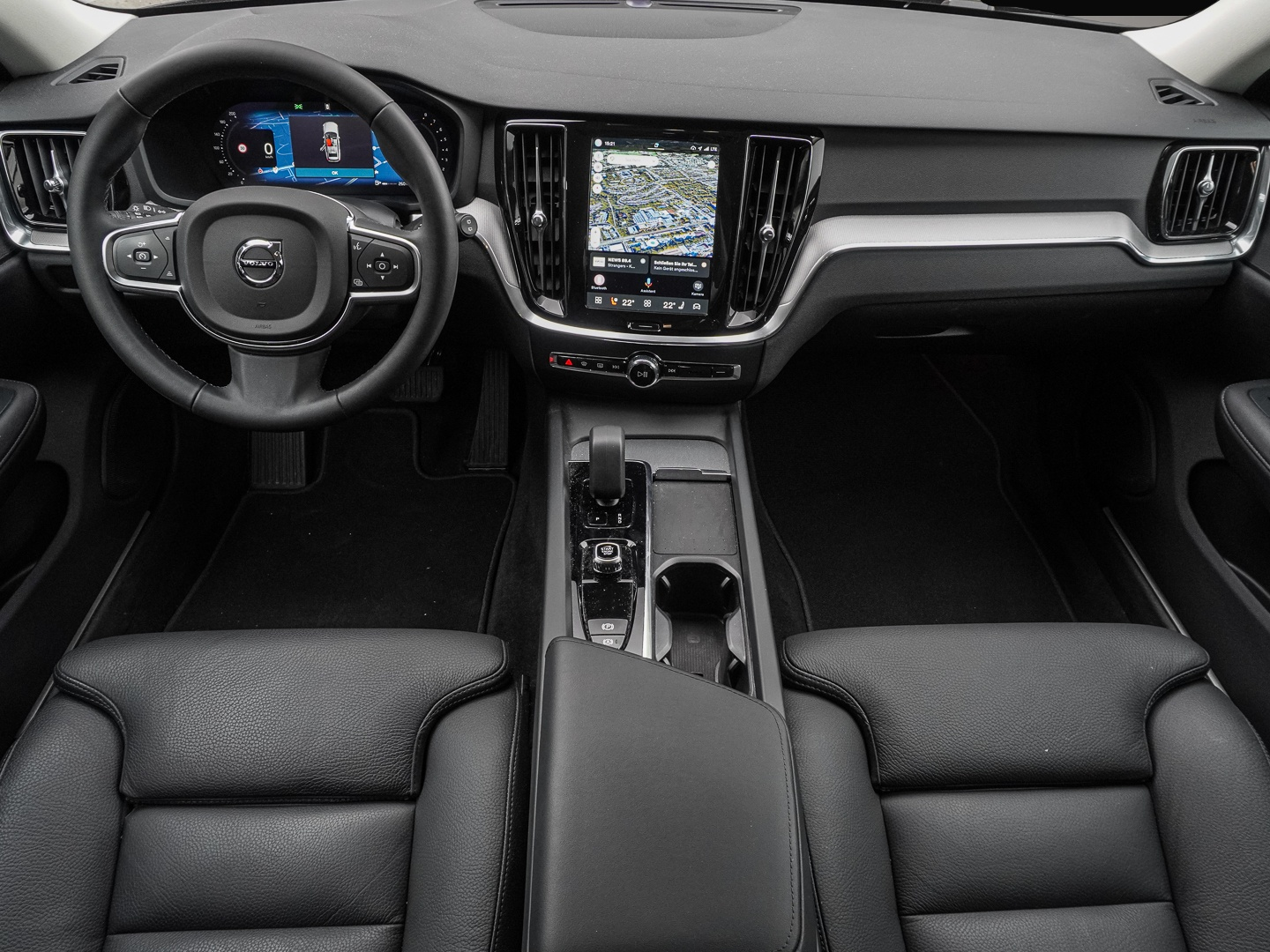 Volvo V60 (06/2024, Benzin)