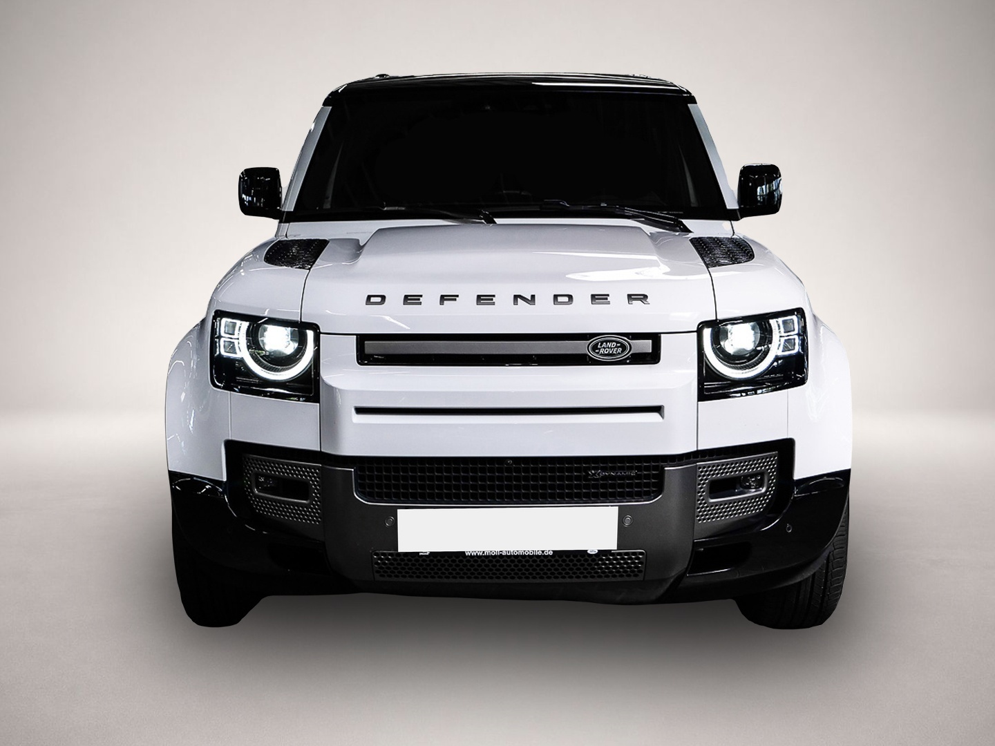 Land-Rover Defender (08/2023, Benzin)