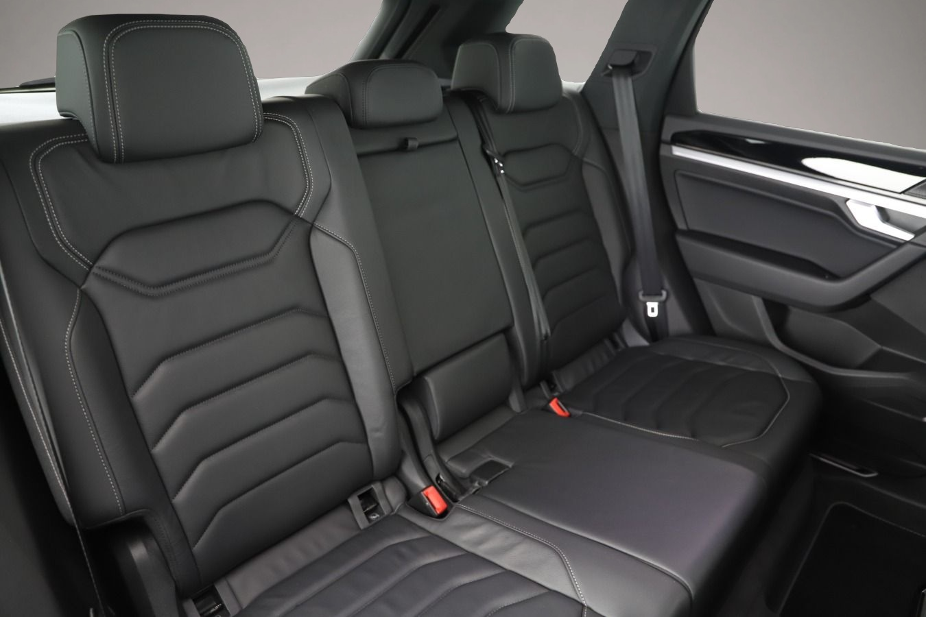 Volkswagen Touareg (06/2023, )