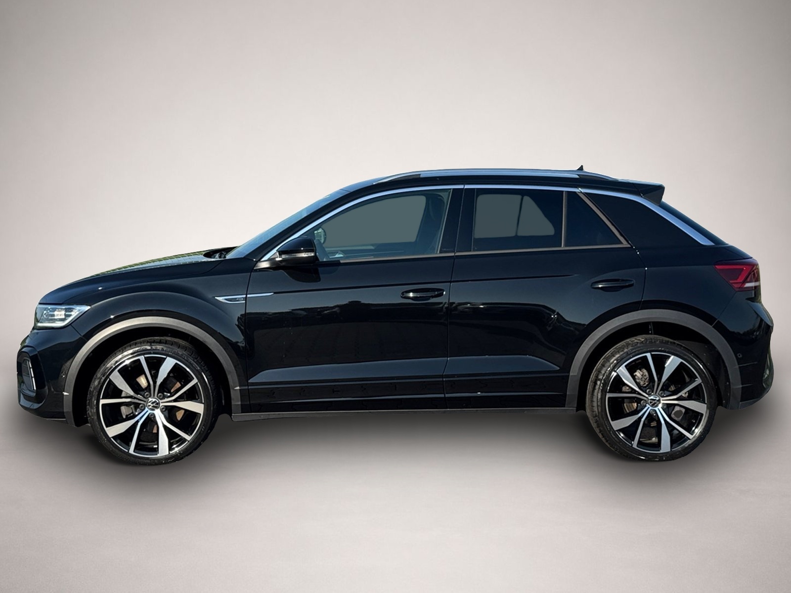 Volkswagen T-Roc (11/2025, Benzin)