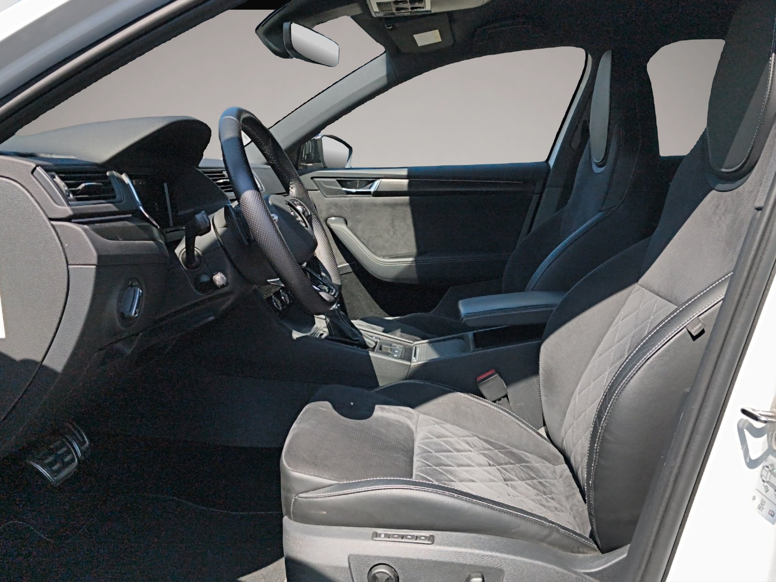 Skoda Superb (12/2022, Diesel)