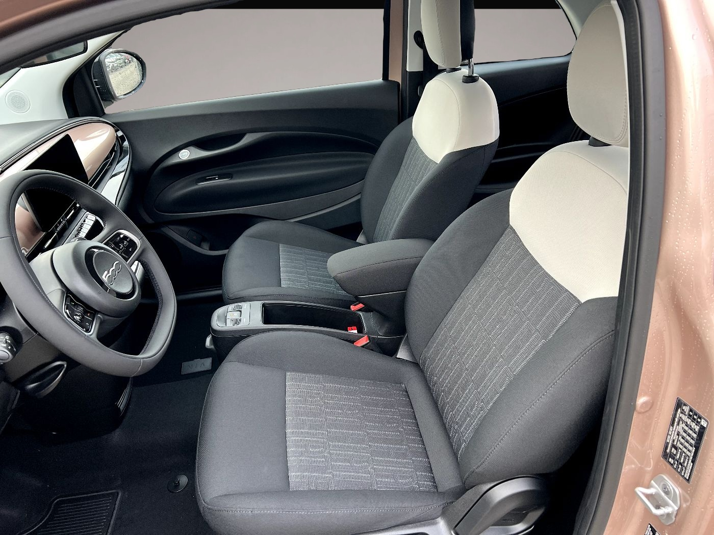 Fiat 500e, Bild 7 von 7