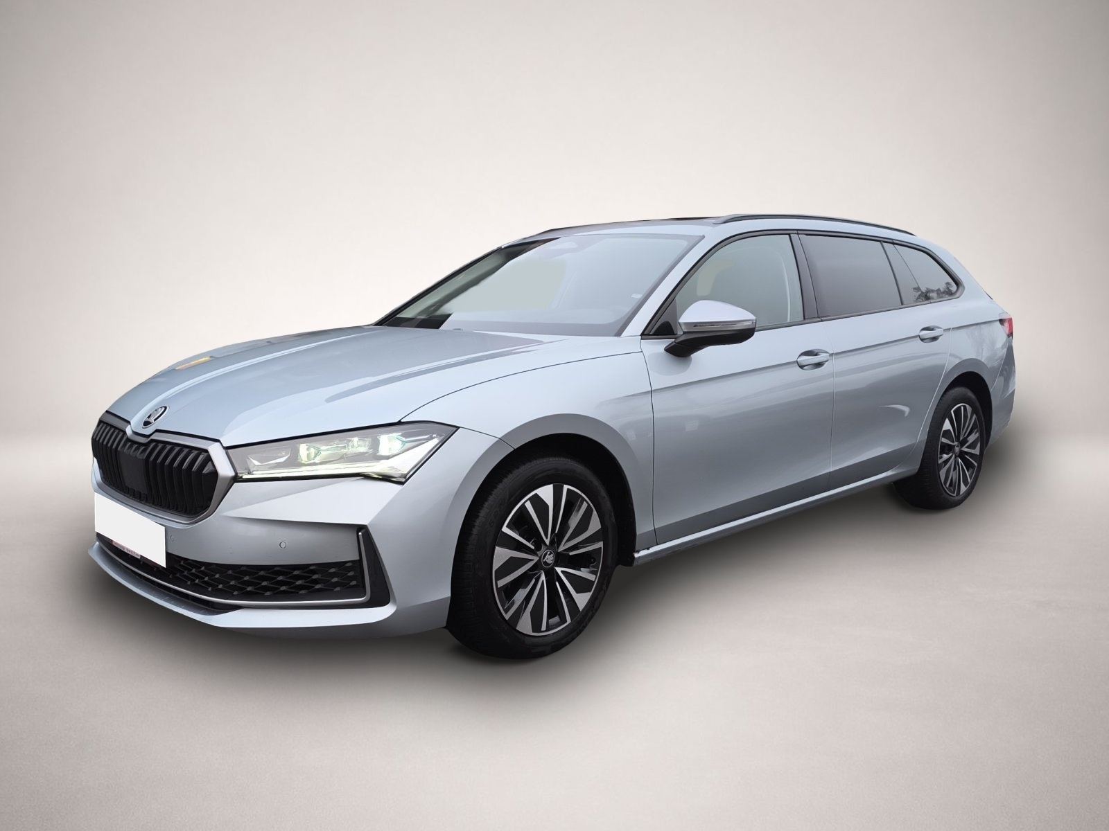 Skoda Superb (03/2025, Benzin)