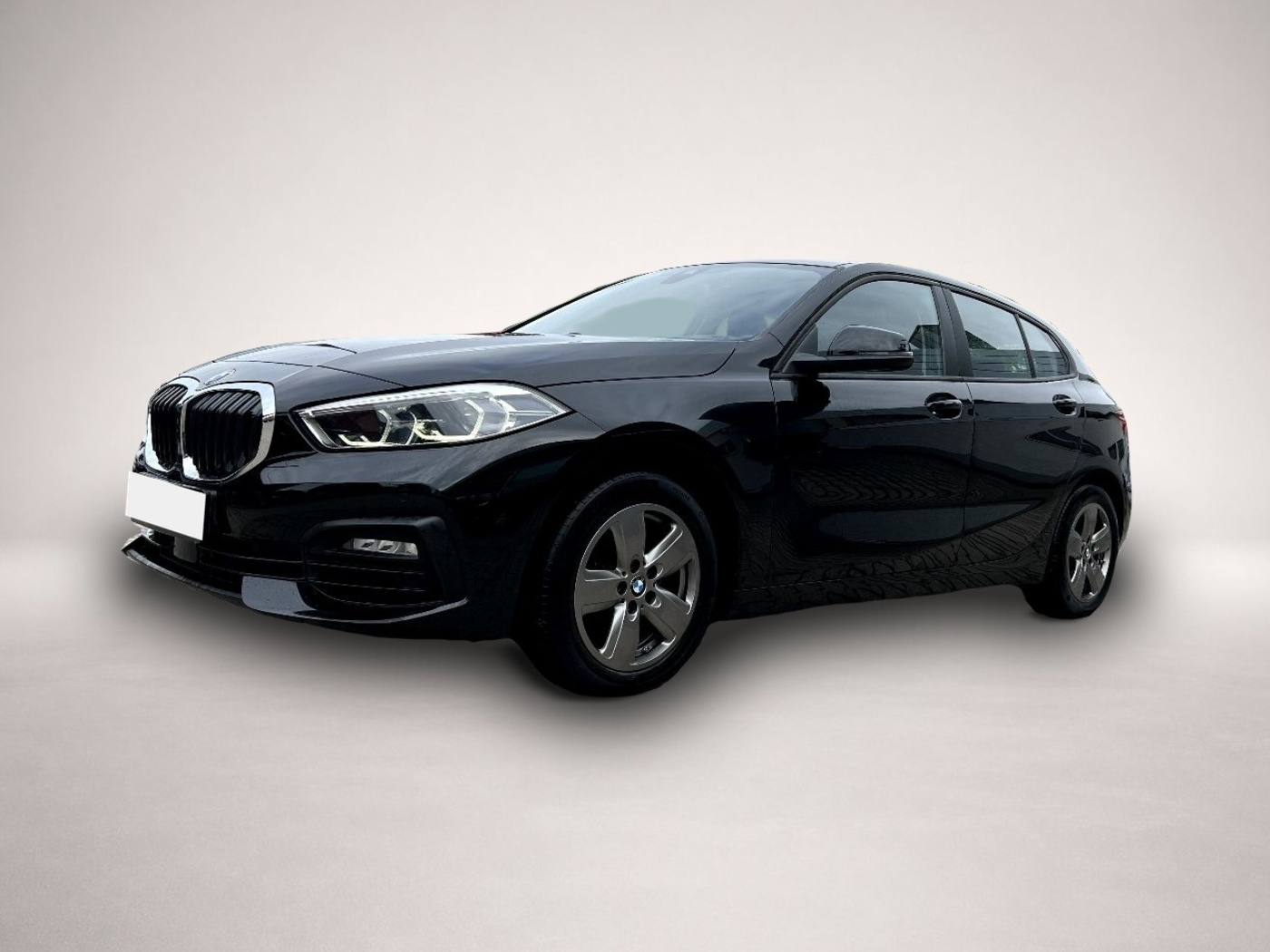 BMW 118 (10/2022, Benzin)
