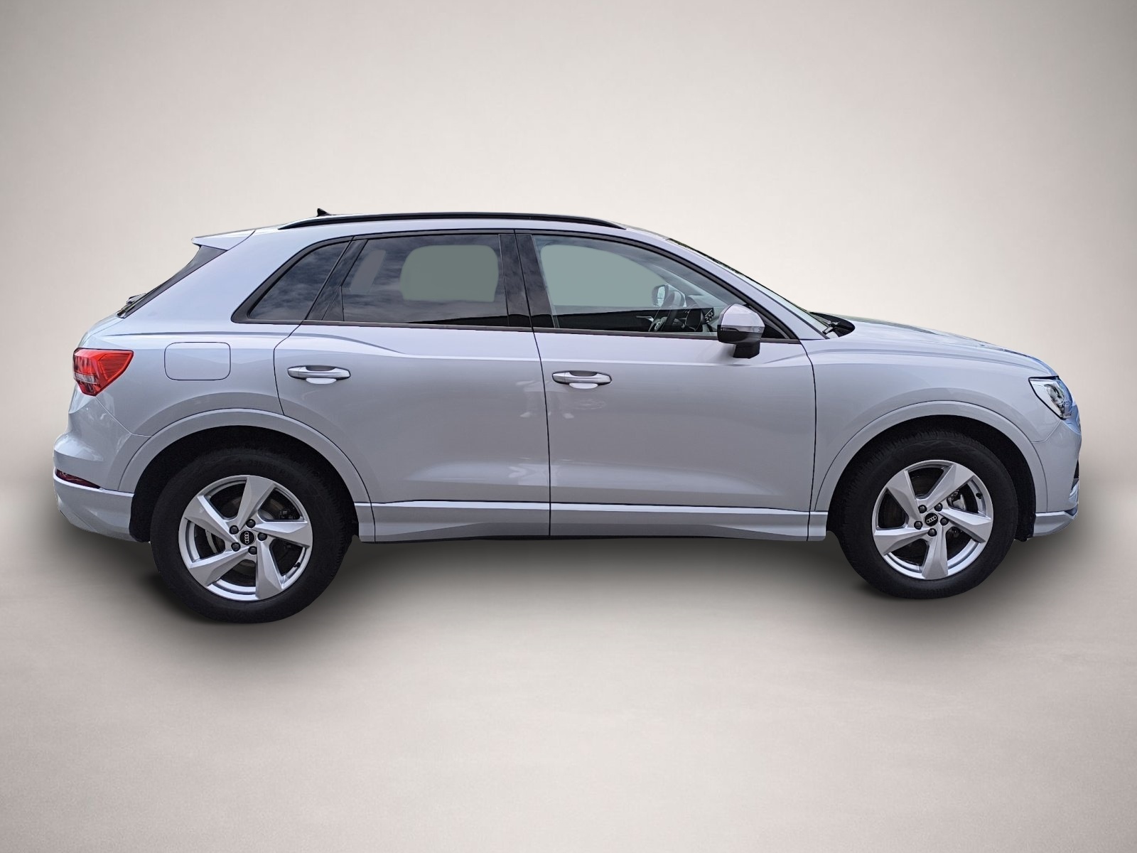 Audi Q3 (07/2024, Benzin)