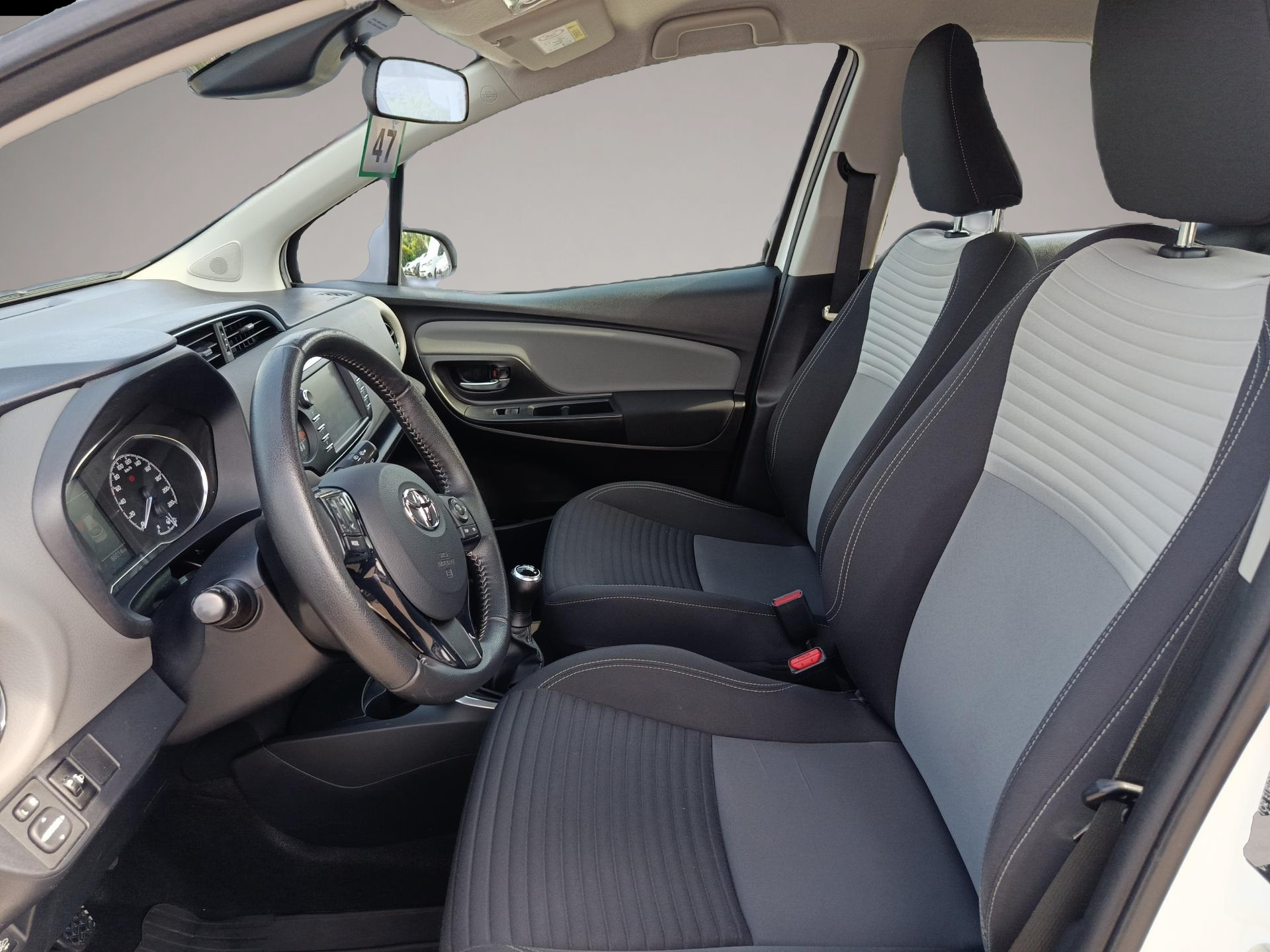 Toyota Yaris (10/2019, Benzin)