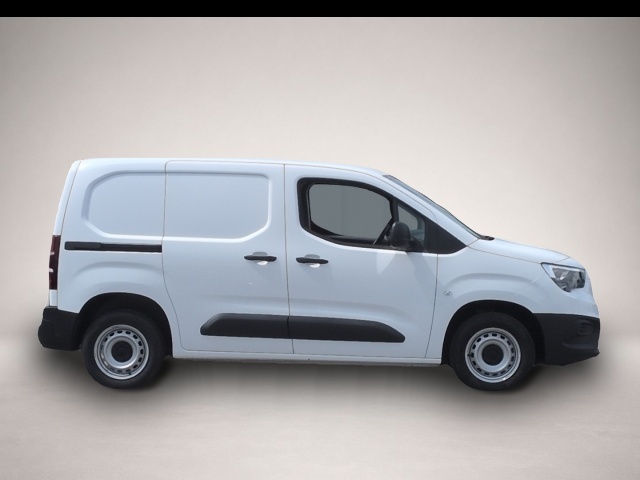 Opel Other (04/2022, Benzin)