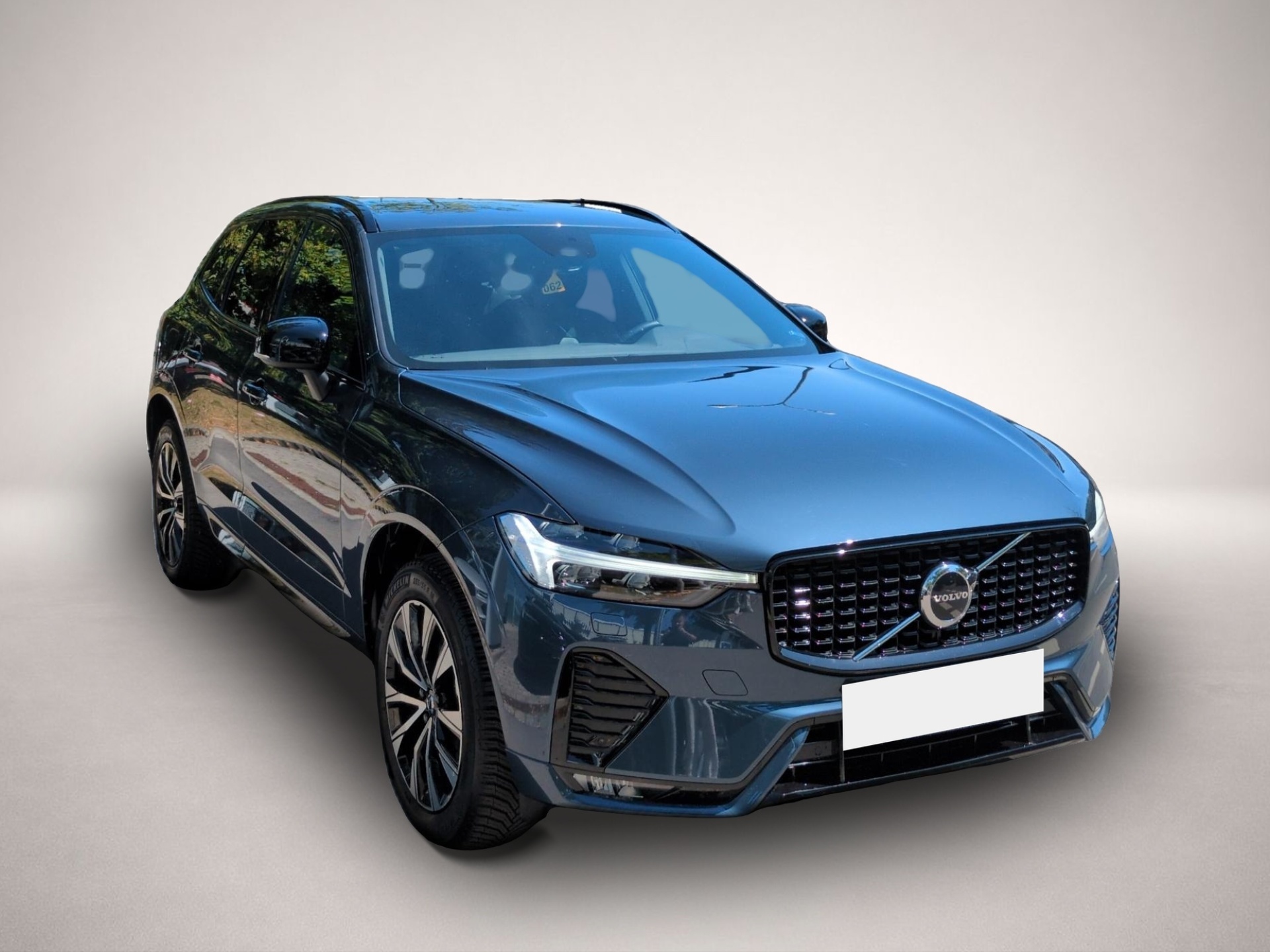 Volvo XC60 (06/2024, Benzin)