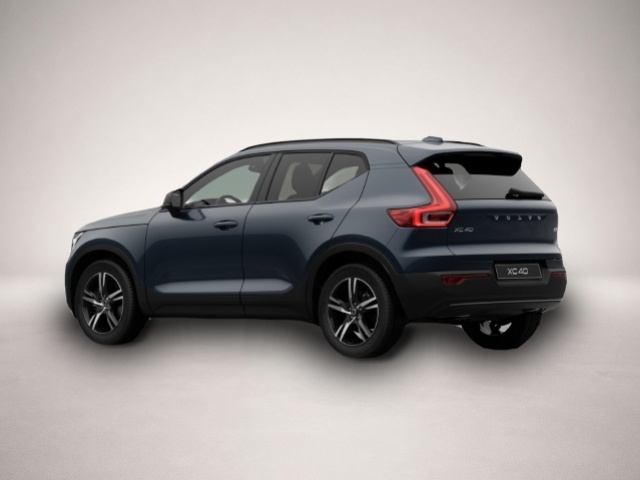 Volvo XC40 (05/2026, Benzin)