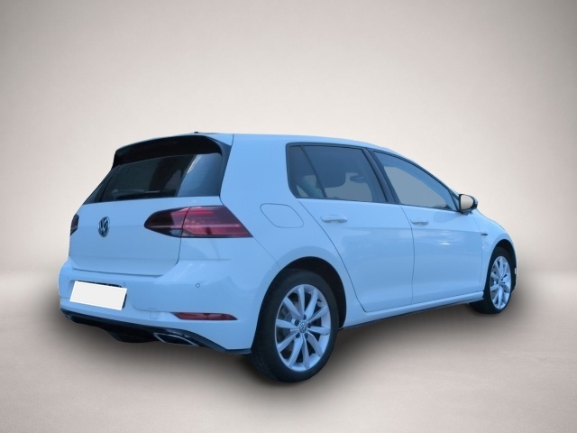 Volkswagen Golf (07/2018, Benzin)