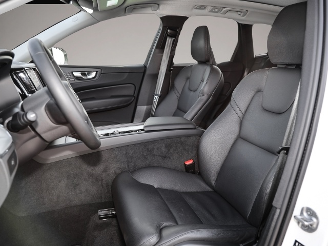 Volvo XC60 (09/2023, Diesel)