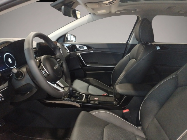 KIA cee'd / Ceed (01/2025, Benzin)