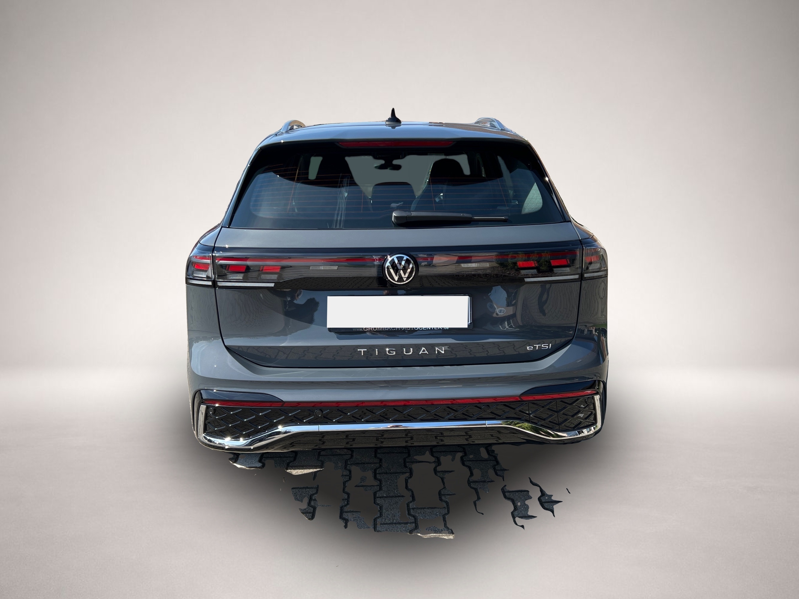Volkswagen Tiguan, image 4 of 5
