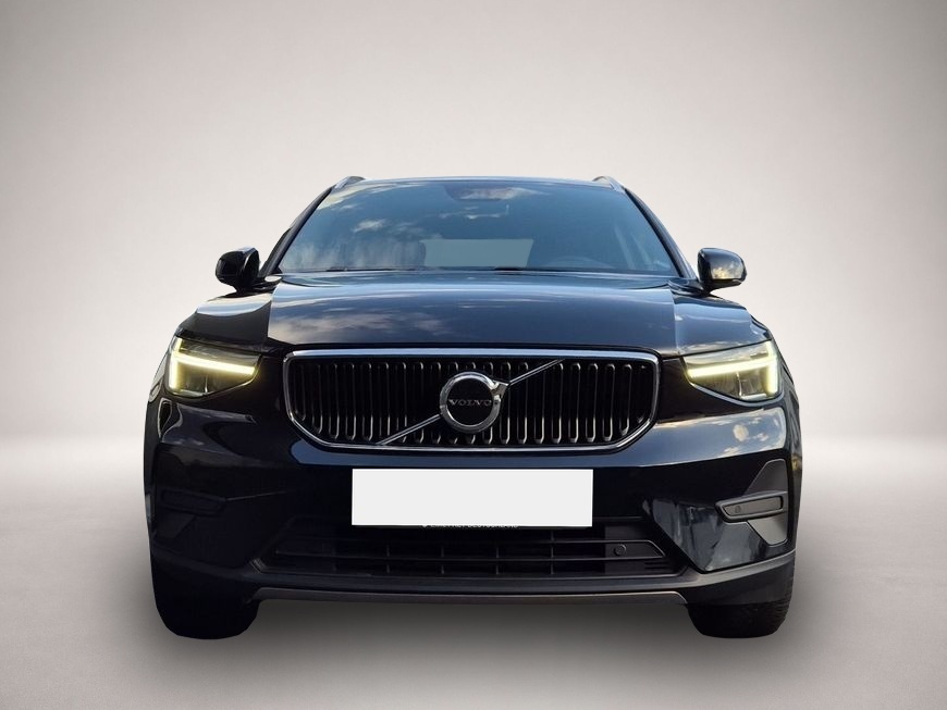 Volvo XC40 (03/2023, Benzin)